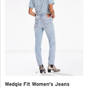 Levi’s Wedgie Fit Women’s Jeans